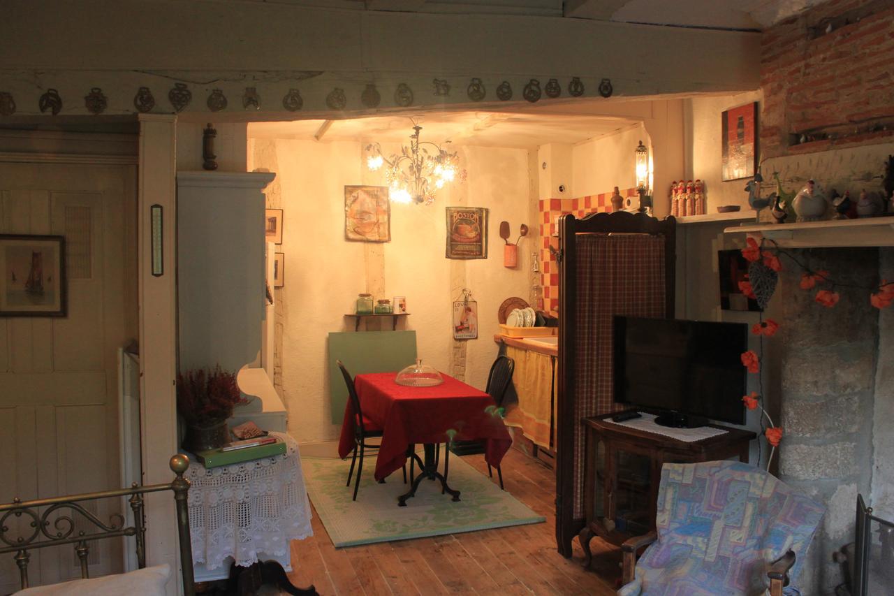 Le Relais De La Myrpe Apartman Bergerac Kültér fotó